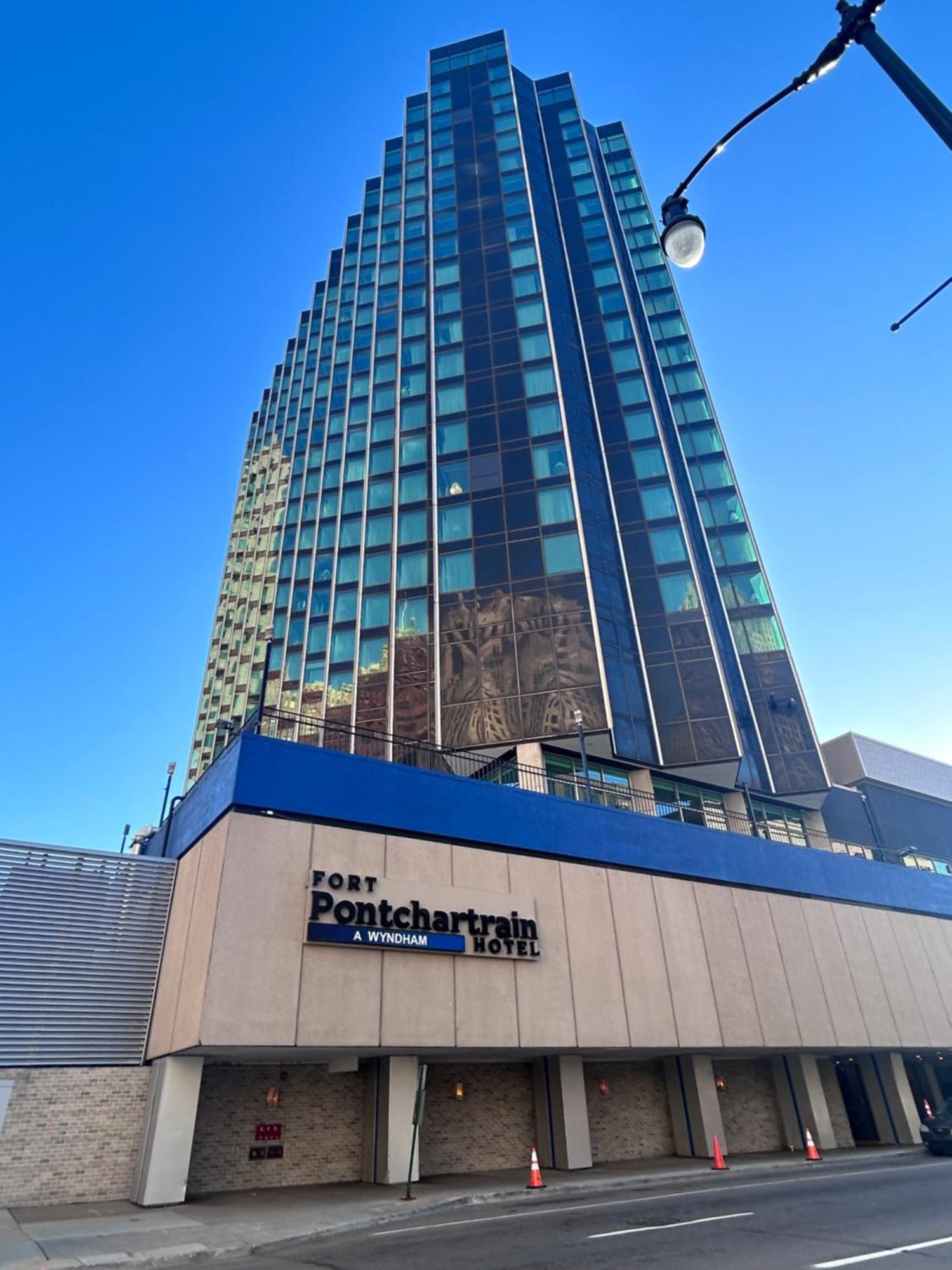 Fort Pontchartrain Detroit, A Wyndham Hotel Exterior photo